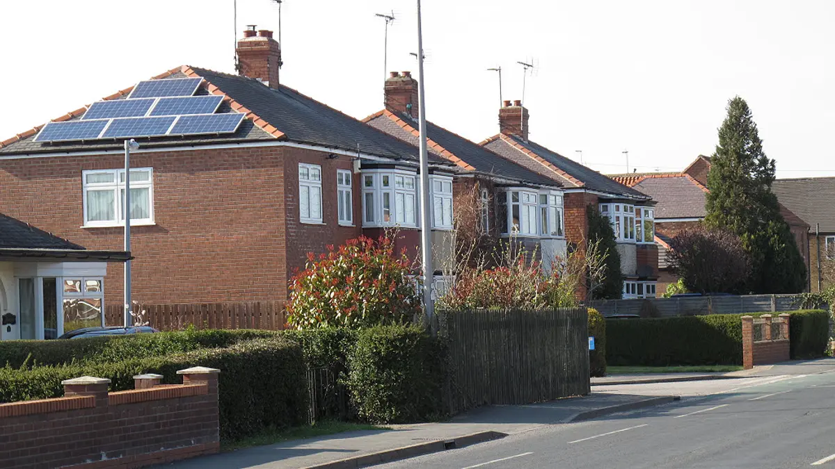 Casa em Contagem: quantas placas solares você realmente precisa?