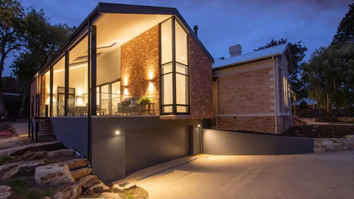 Energia solar à noite: de onde vem a luz da sua casa quando o sol se põe?
